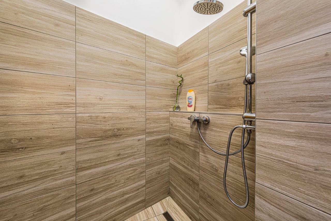 Precious Spot Apartment Budapest Bagian luar foto