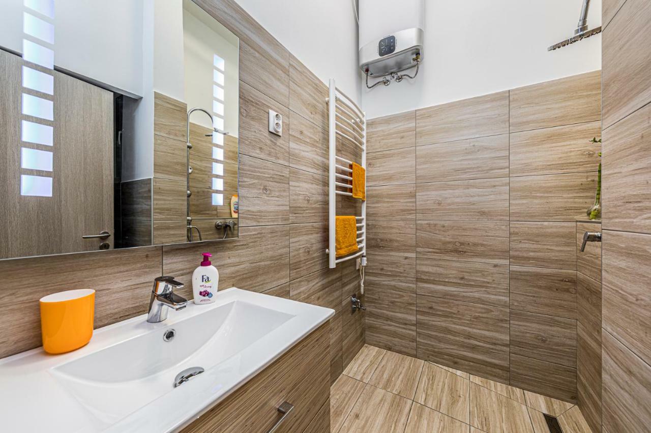 Precious Spot Apartment Budapest Bagian luar foto